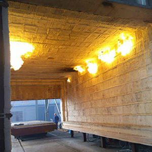 雙臺車頂部燃?xì)饧訜釥t